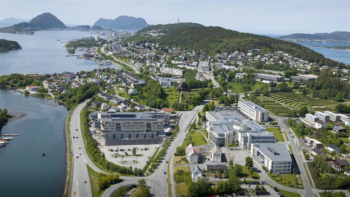 Oversikt over campus Ålesund - Klikk for stort bilde
